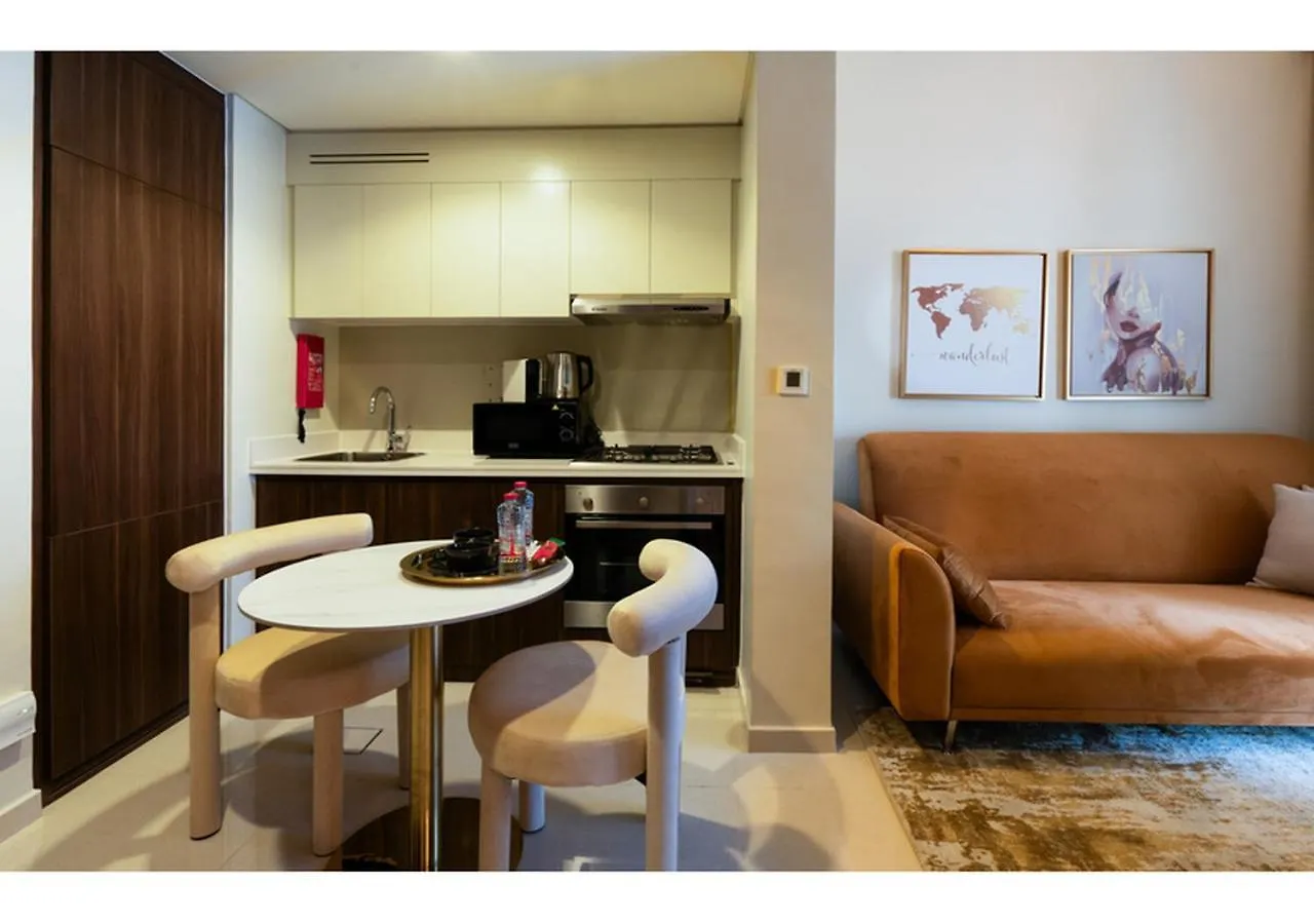 Keyrock Living - Reva 1Br With Lake View Dubái Apartamento