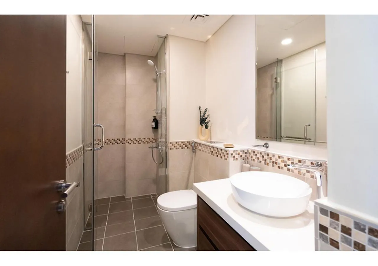 Apartment Keyrock Living - Reva 1Br With Lake View Dubai